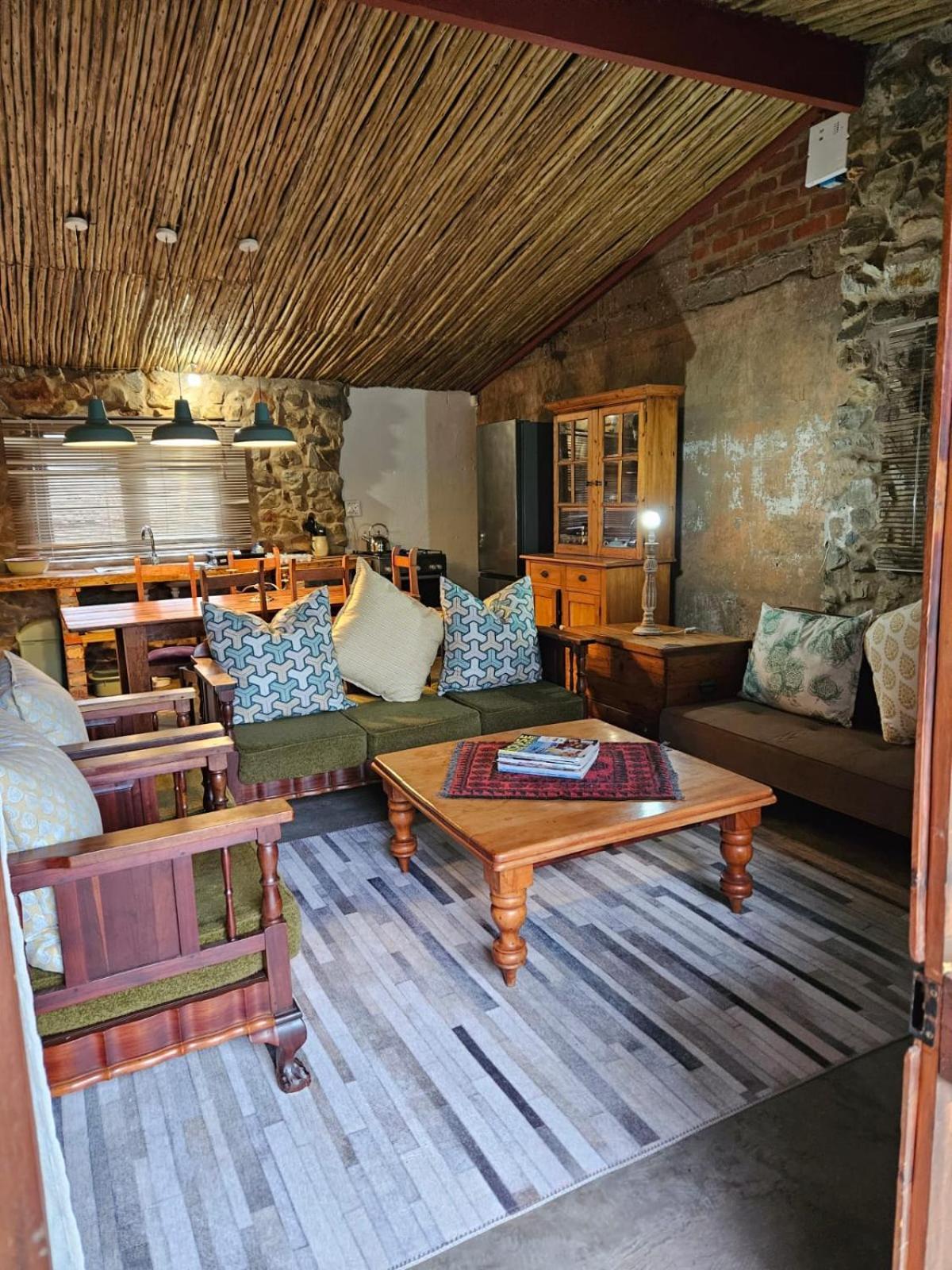 The Riverdeck Accommodation And Backpackers 克尼斯纳 外观 照片
