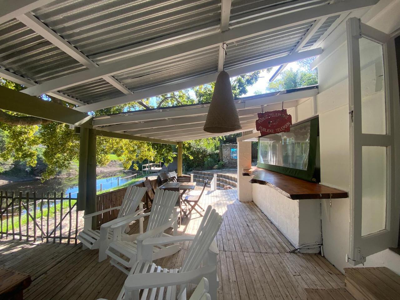 The Riverdeck Accommodation And Backpackers 克尼斯纳 客房 照片